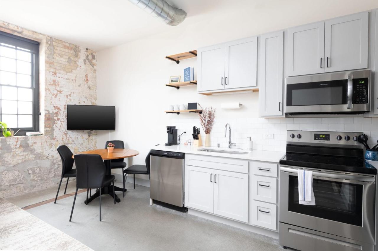 Brewery District 2-Story 2Br Apt Near Fiserv With Rooftop, Gym, And Parking Milwaukee Dış mekan fotoğraf